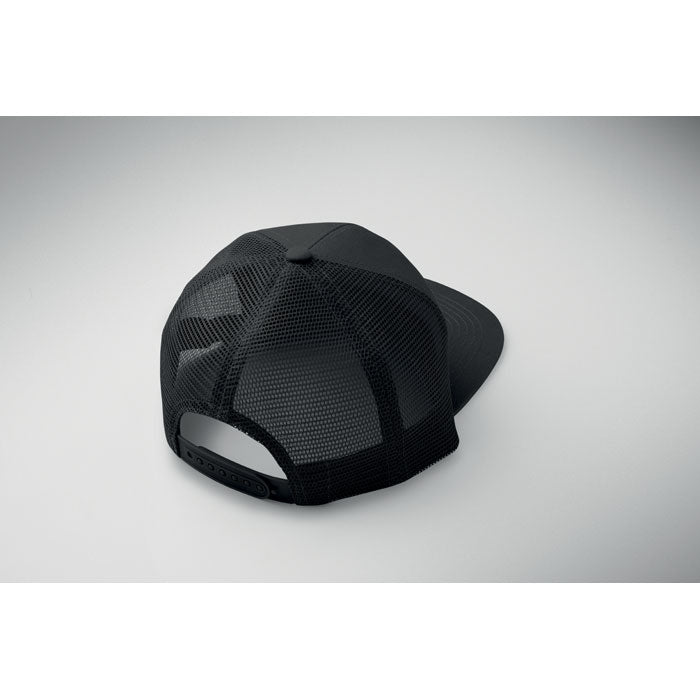 Bead, flat visor cap