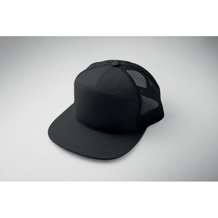Bead, flat visor cap