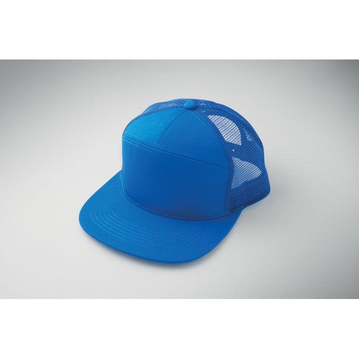 Bead, flat visor cap